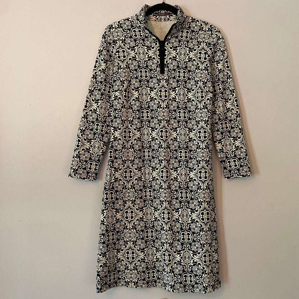 J.McLaughlin Black White Print Sporty Knee Length Dress Catalina Cloth Medium